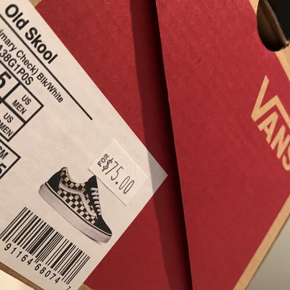 New old skool mens white and black checkered vans - Picture 6 of 6